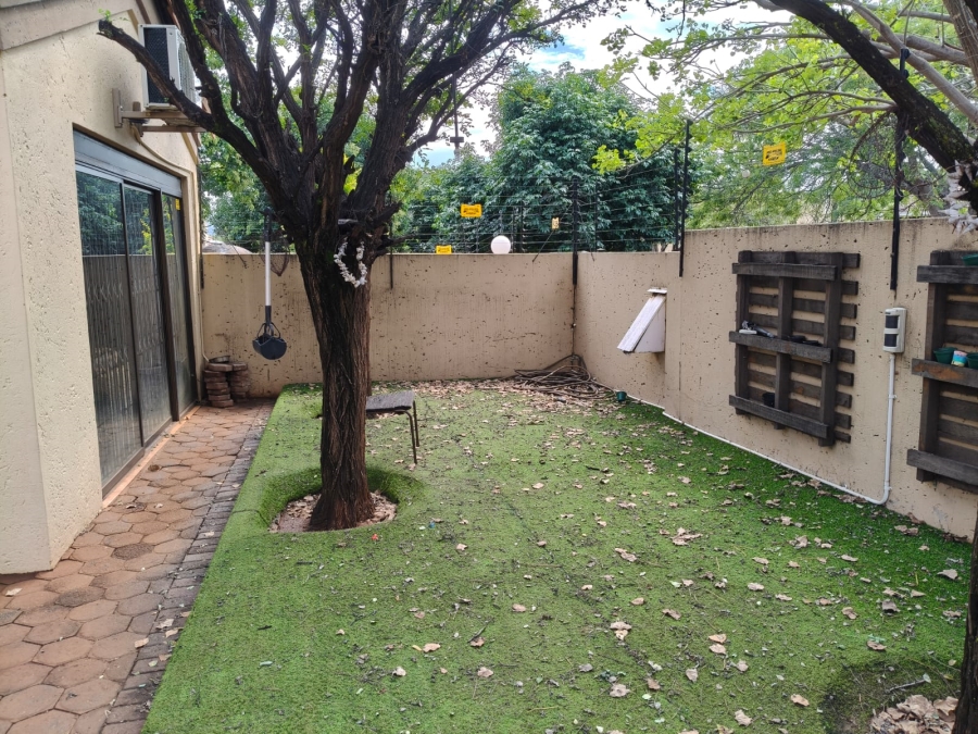 3 Bedroom Property for Sale in Safari Gardens North West